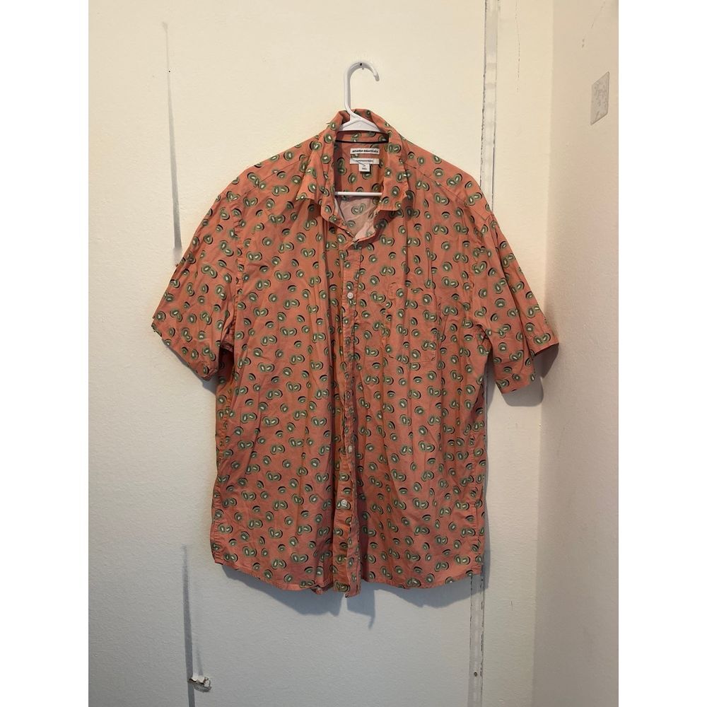 Mens Amazon essentials button‎ down
